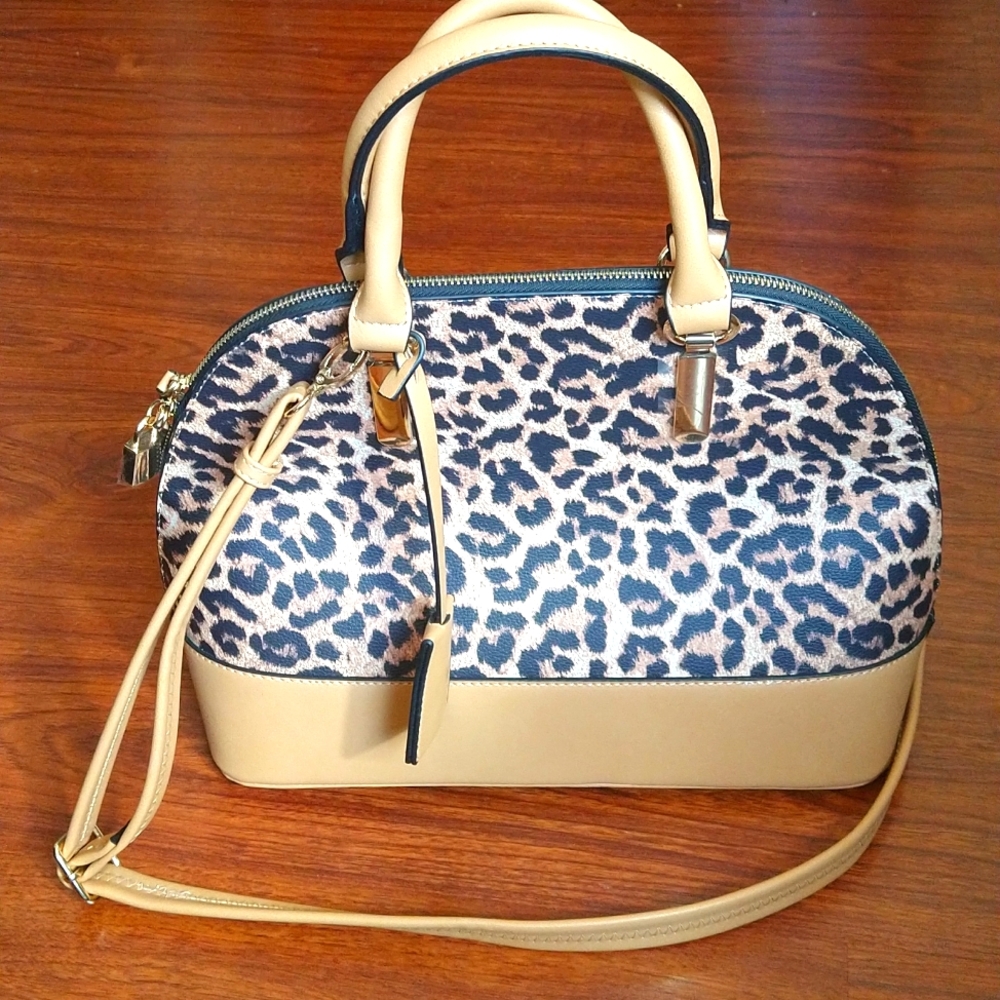 Just Fab Cheetah Purse!